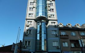 Garni Hotel Rile Men